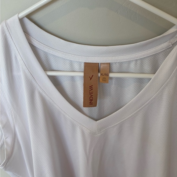 Indyeva Astrid II V-Neck Sleeveless Top Ruched Sides White Size XL - Picture 2 of 8